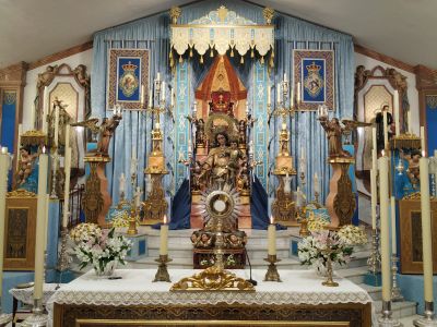 Cultos  de La Inmaculada Concepción en La Archicofradía de María Auxiliadora 